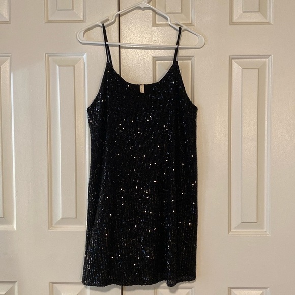 Black Sequin Mini Dress Size Small in Like New Condition - Picture 1 of 6